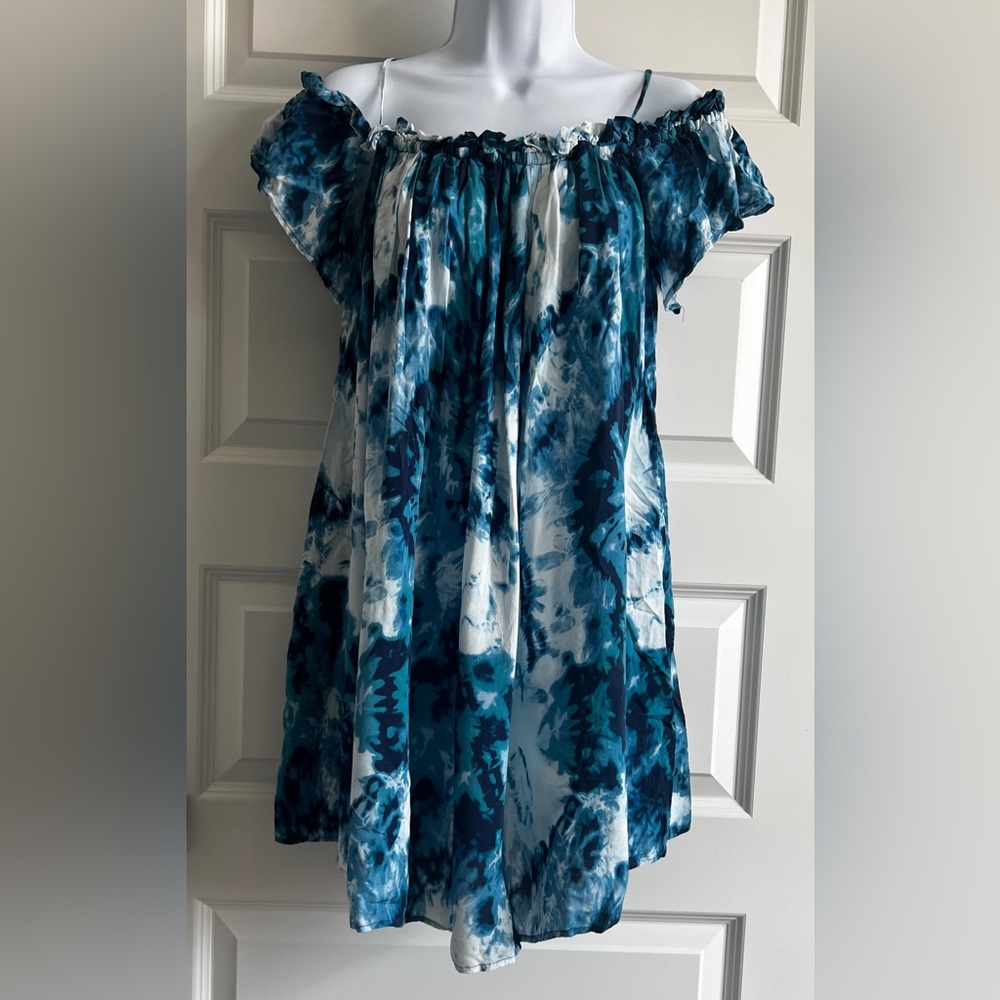OM + NADIS off shoulder Mini NWOT Could fit Small maybe Medium